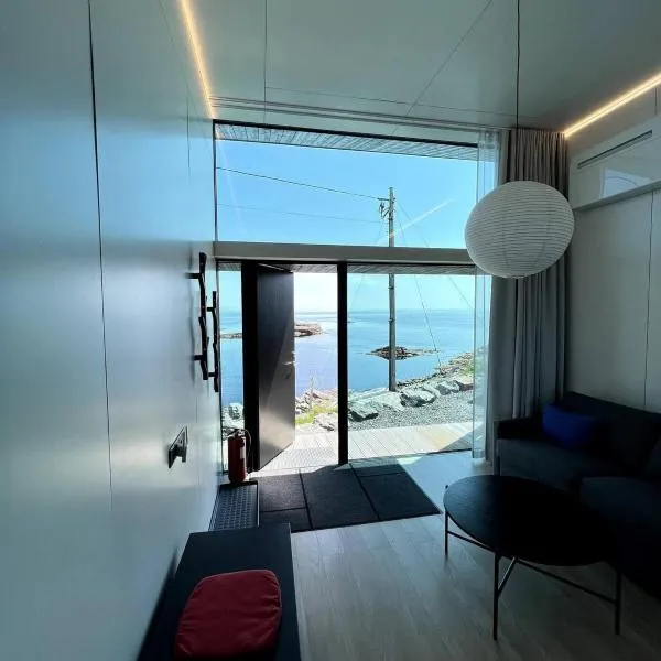 High end sea cabins at Å in Lofoten，位于索尔瓦根的酒店