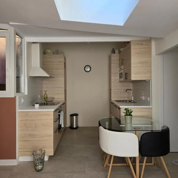 Renovated Loft next to Monaco，位于罗克布吕讷-卡普马丹的酒店