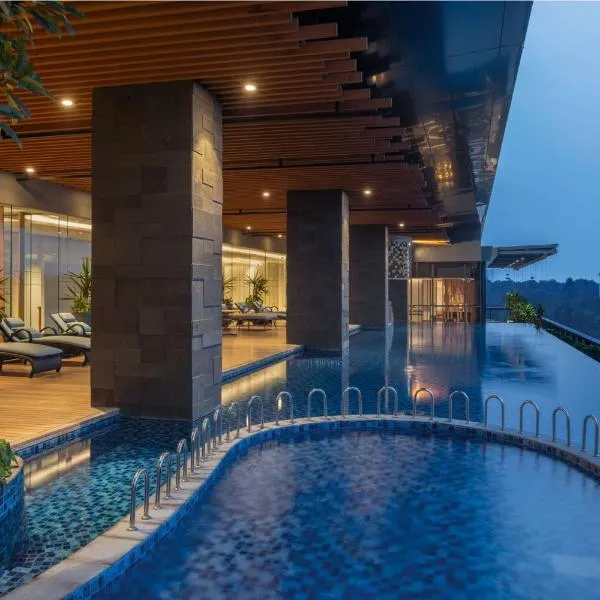 DoubleTree by Hilton Jakarta Bintaro Jaya，位于塞尔蓬的酒店