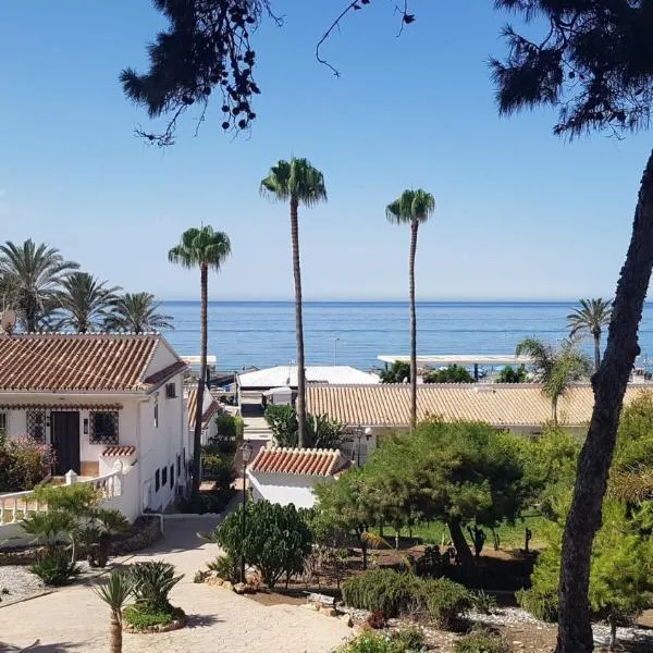 Calm Bungalow，位于托罗克斯的酒店