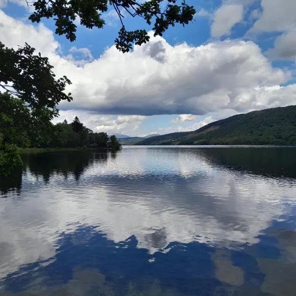 Ye Old'e Man Lake district Grange-over-Sands，位于卡特梅尔的酒店