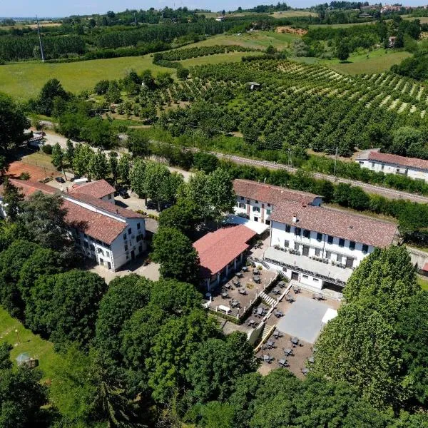 泰尔梅迪蒙特瓦伦扎酒店，位于瓦伦扎的酒店