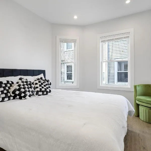 3BR2Bth MIT Harvard TD Garden BOS 2 Parking Spaces，位于萨默维尔的酒店