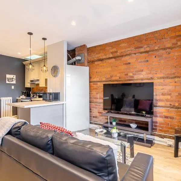 1BR - Queen Bed Apartment in Hamilton's Best Neighborhood，位于汉密尔顿的酒店