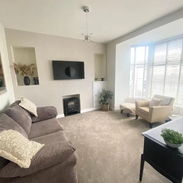 Spacious Town House，位于阿伯代尔的酒店