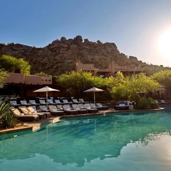 Four Seasons Resort Scottsdale at Troon North，位于斯科茨的酒店