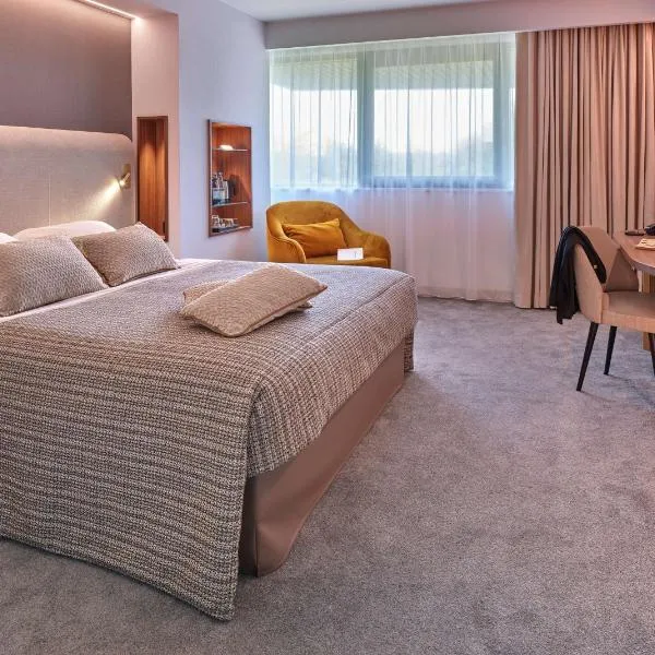 斯涛特尔梅兹特克诺波勒餐厅酒店，位于梅斯的酒店