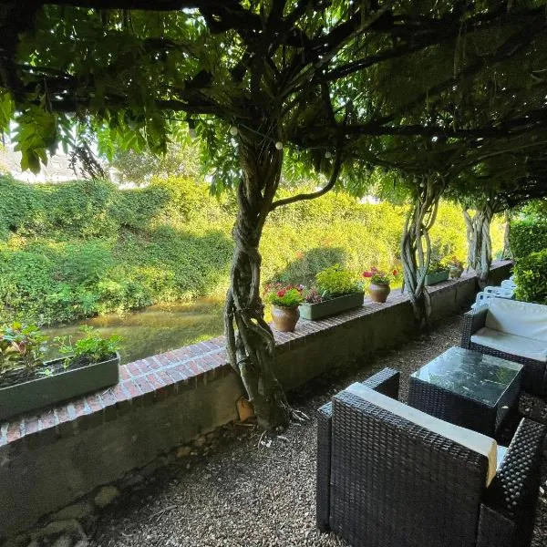 Les glycines，位于Bonneval的酒店