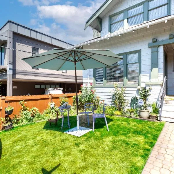 Vintage 3 Bedroom Home in Prime Eastlake Seattle with Private Parking，位于西雅图的酒店