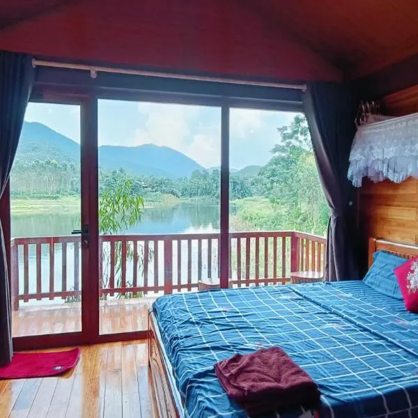 GiangTien Homestay-VuLinh Farmstay - Bungalow，位于Yên Bình的酒店