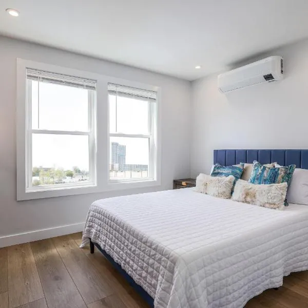 3BR2Bth Parking Cambridge Boston W&D Subway AC，位于萨默维尔的酒店
