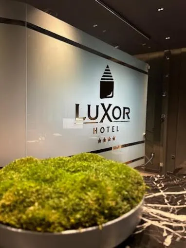Luxor Hotel & Casino，位于斯科普里的酒店