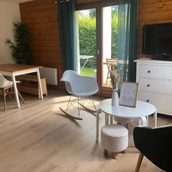 Chalet à Gérardmer - Vue montagne - Calme & Paisible，位于热拉梅的酒店