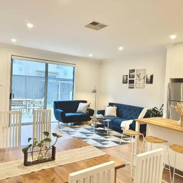 Fully Equipped 3BR-Townhouse，位于Northfield的酒店