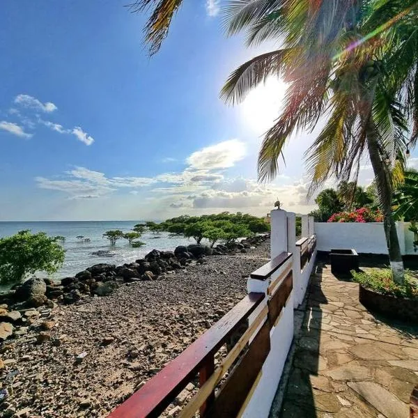 A beachfront property very near to Panama city，位于韦拉克鲁斯的酒店