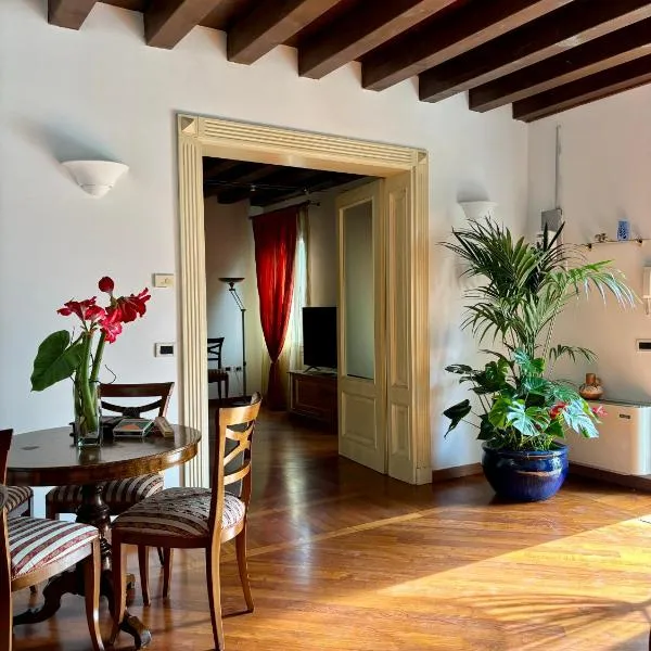 Casa Martita，位于Taglio di Po的酒店