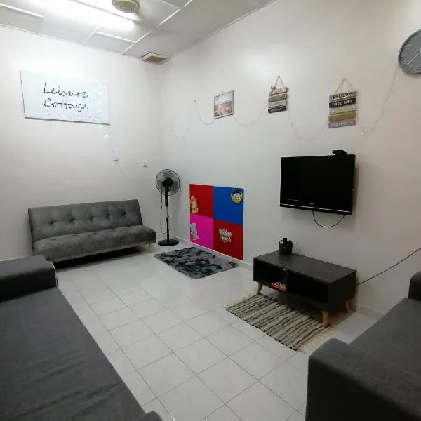 Leisure Cottage Homestay，位于居銮的酒店