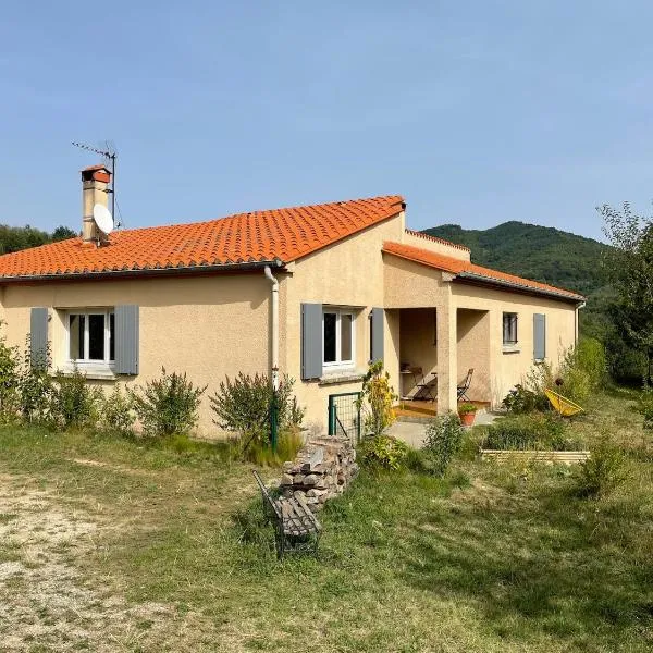 The Casa at Cerdan Art and Nature，位于圣洛朗－德塞尔当的酒店
