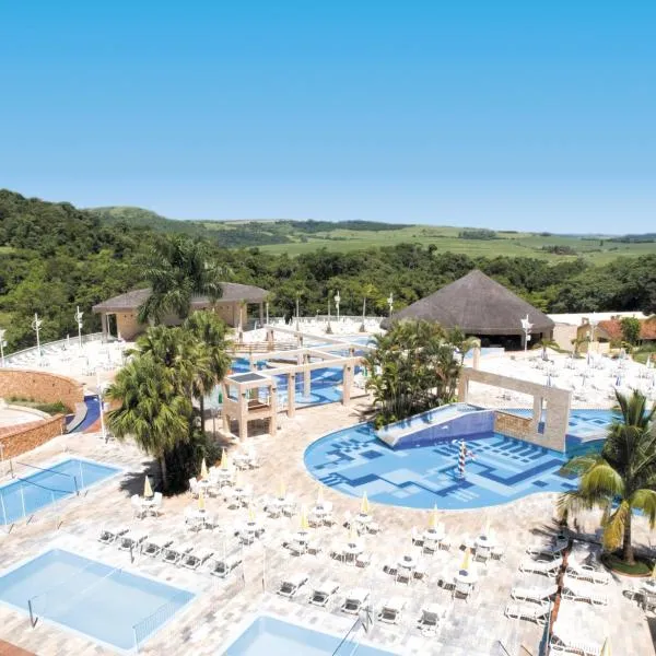 Aguativa Golf Resort，位于Nova América da Colina的酒店