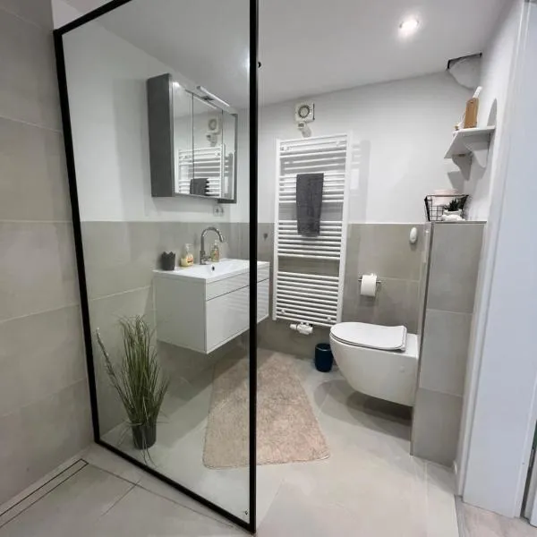 Moderne Ferienwohnung mit guter Ausstattung und Self checkin，位于博登韦尔德尔的酒店