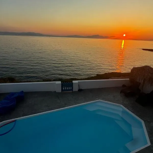 NV seafront Villa Aegina，位于Áyioi的酒店