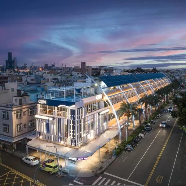 高雄旗津道沙滩酒店，位于高雄的酒店