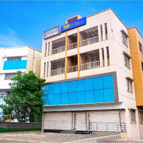 FabHotel Classic Executive，位于Phūrsungi的酒店
