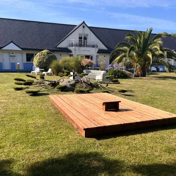 Hôtel Heod - Binic - Saint-Quay-Portrieux，位于Étables-sur-Mer的酒店