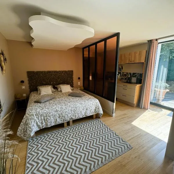Le diX - Classic Room - VallabriX proche UZES，位于Vallabrix的酒店
