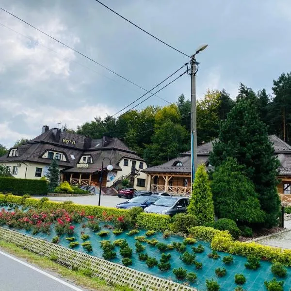 Hotel Pod Kamieniem，位于Lipnica Murowana的酒店