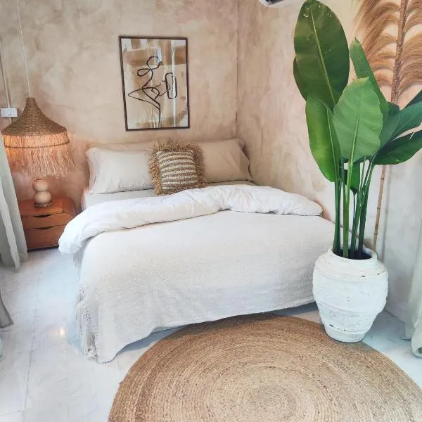 2 Bed 2 Bath Eco Home Bungalow, Bangrak Beach, Koh Samui，位于苏梅岛的酒店