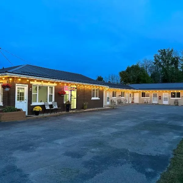 Carriage Inn Motel，位于Roseneath的酒店