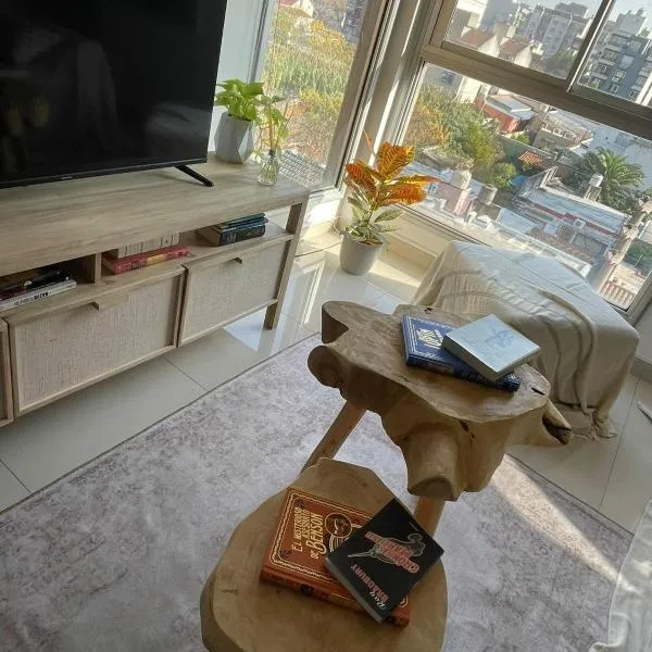 Lovely sunset department，位于莫龙的酒店