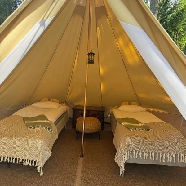 Tranan glamping，位于Forsvik的酒店