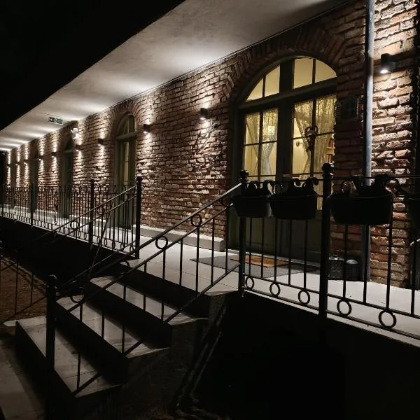 Kumkat Hotel，位于米拉斯的酒店