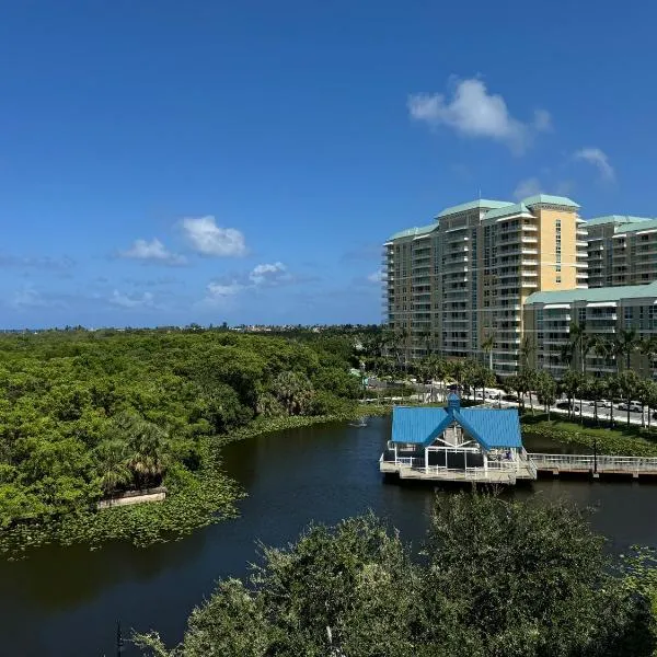 Luxury Suite Oasis，位于波因顿海滩的酒店