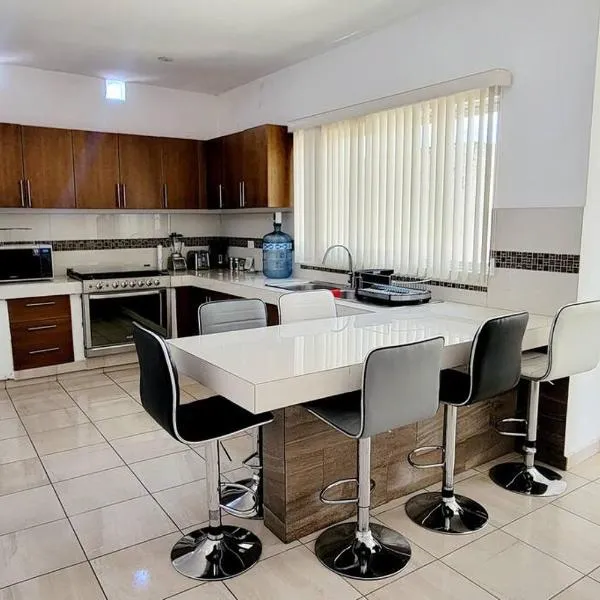 Departamento centrico - con todos los servicios - Facturamos，位于杜兰戈的酒店