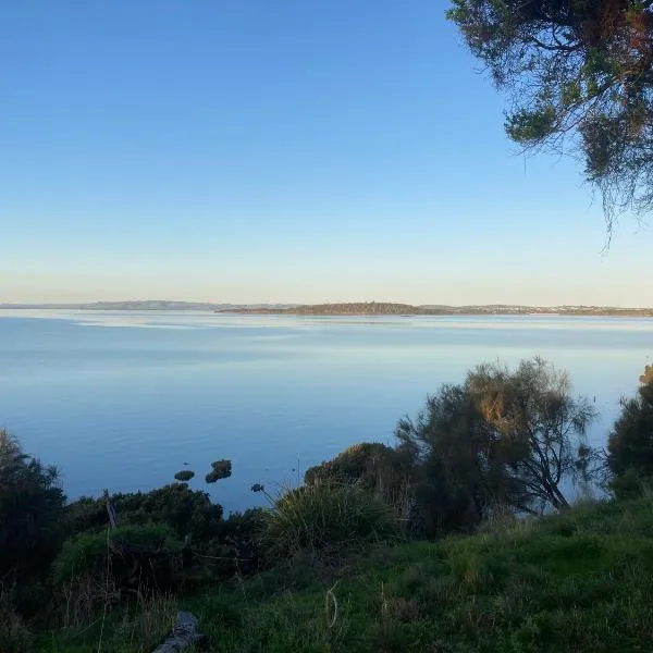 Pleasant Point Cottage Phillip Island，位于圣雷莫的酒店