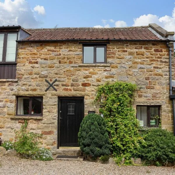 Hayloft Cottage，位于Staintondale的酒店