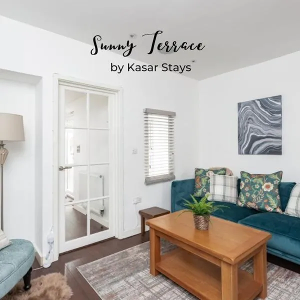 Sunny Terrace By Kasar Stays，位于Meopham的酒店