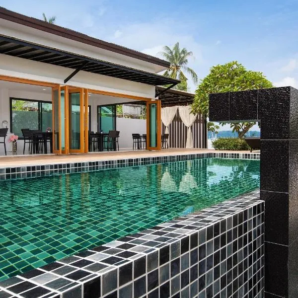 Nariya Bayfront Phuket，位于查龙的酒店