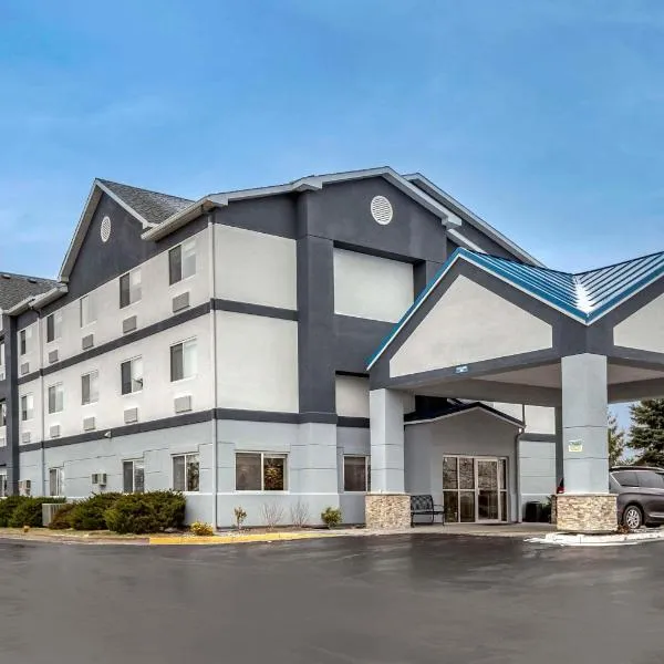 Comfort Inn & Suites Liverpool - Syracuse，位于利物浦的酒店