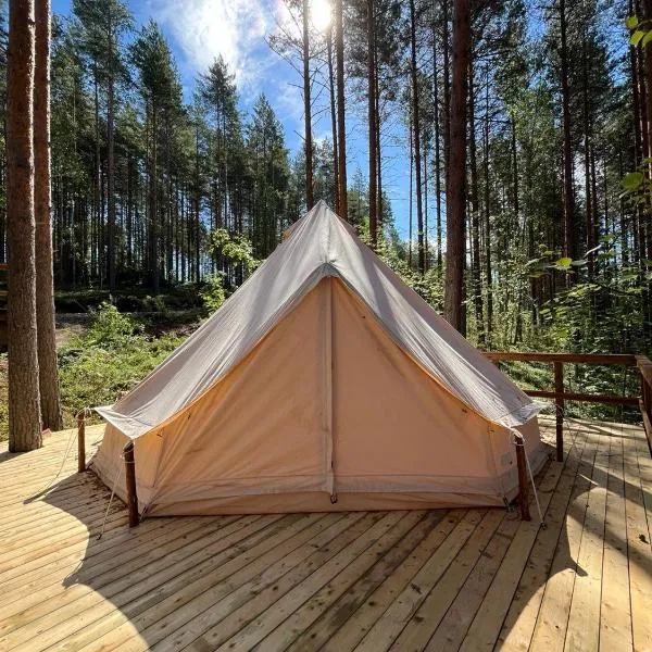 Alaska Glamping Linnansaari，位于兰塔萨尔米的酒店