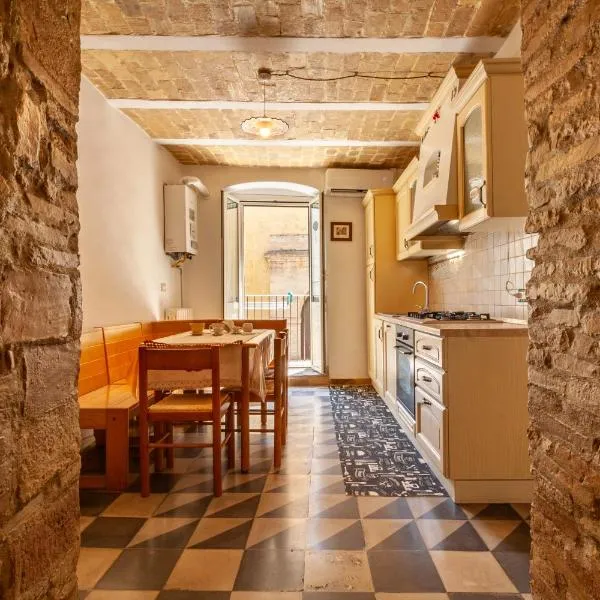 Casa Nel Borgo - Punto Immobiliare Vacanze，位于兰恰诺的酒店