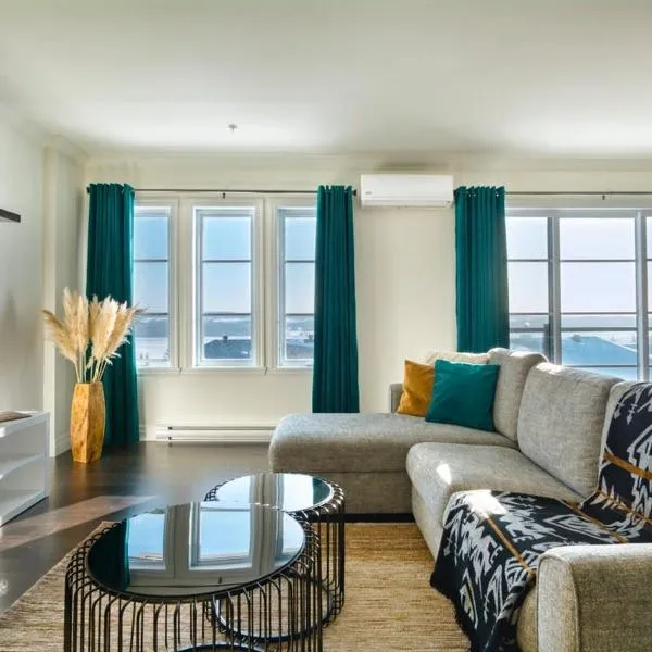 Le Chic Condo - chute Montmorency，位于圣让德博时的酒店