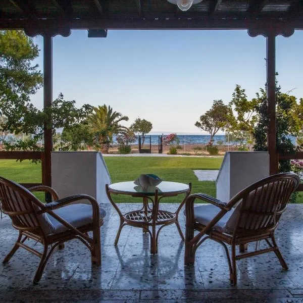 ThemiLia Beachfront, Luxury House，位于新安希亚洛斯的酒店