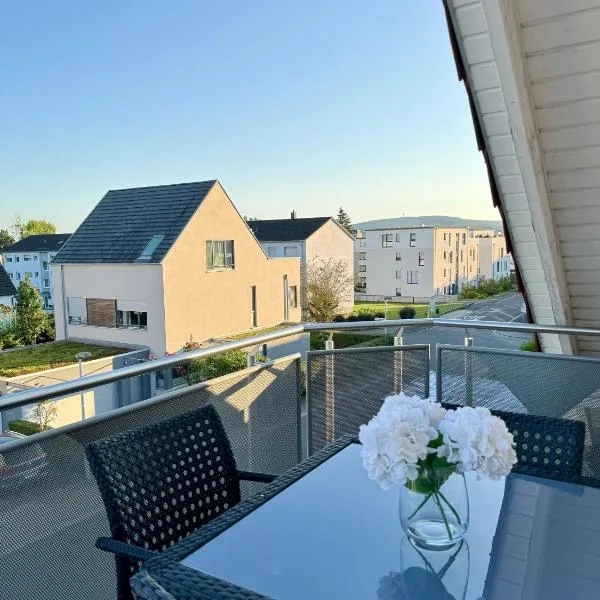 Apartment am Goldstein - RuheOase-mit Balkon-Parkplatz 24-7 Check-in，位于巴特瑙海姆的酒店