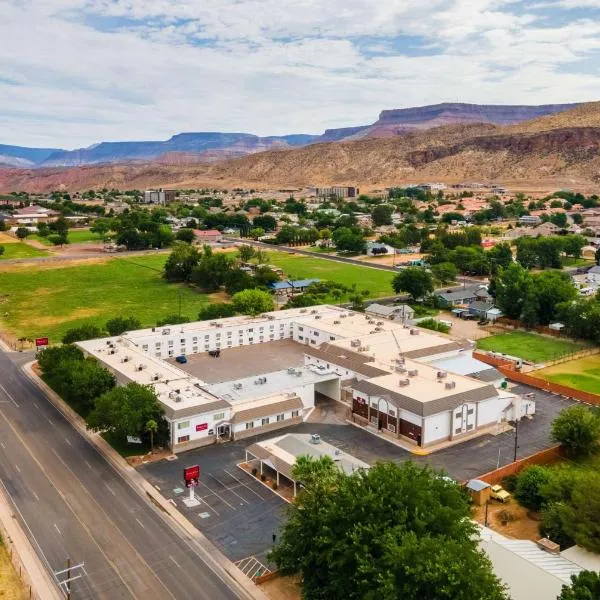 Ramada by Wyndham La Verkin Zion National Park，位于拉沃肯的酒店