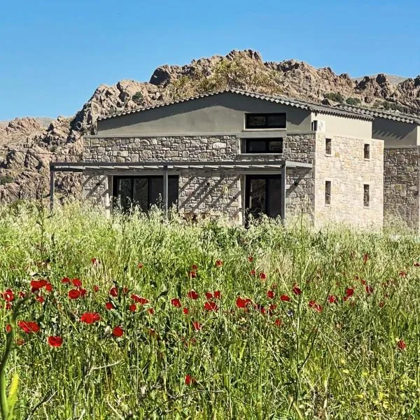 Petras Estate，位于斯卡拉埃雷索的酒店