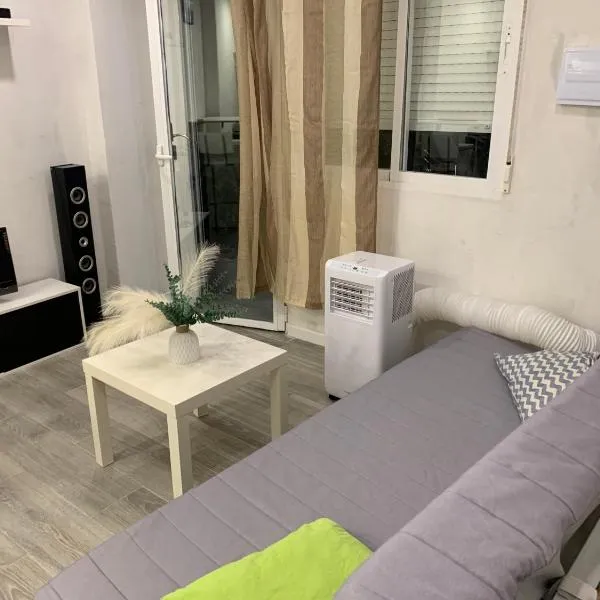 Apartamento con piscina，位于瓜达拉哈拉的酒店